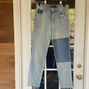 Gap Girlfriend Patch Jeans Tall. 6/28